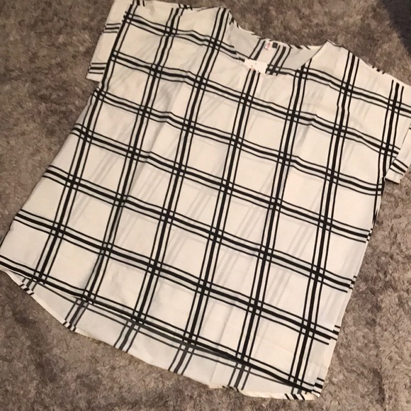 Tops - *SALE* NWT Plus size Blouse